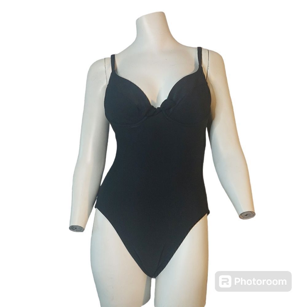 Christinai Woman's One Piece sz 12 Swimsuit